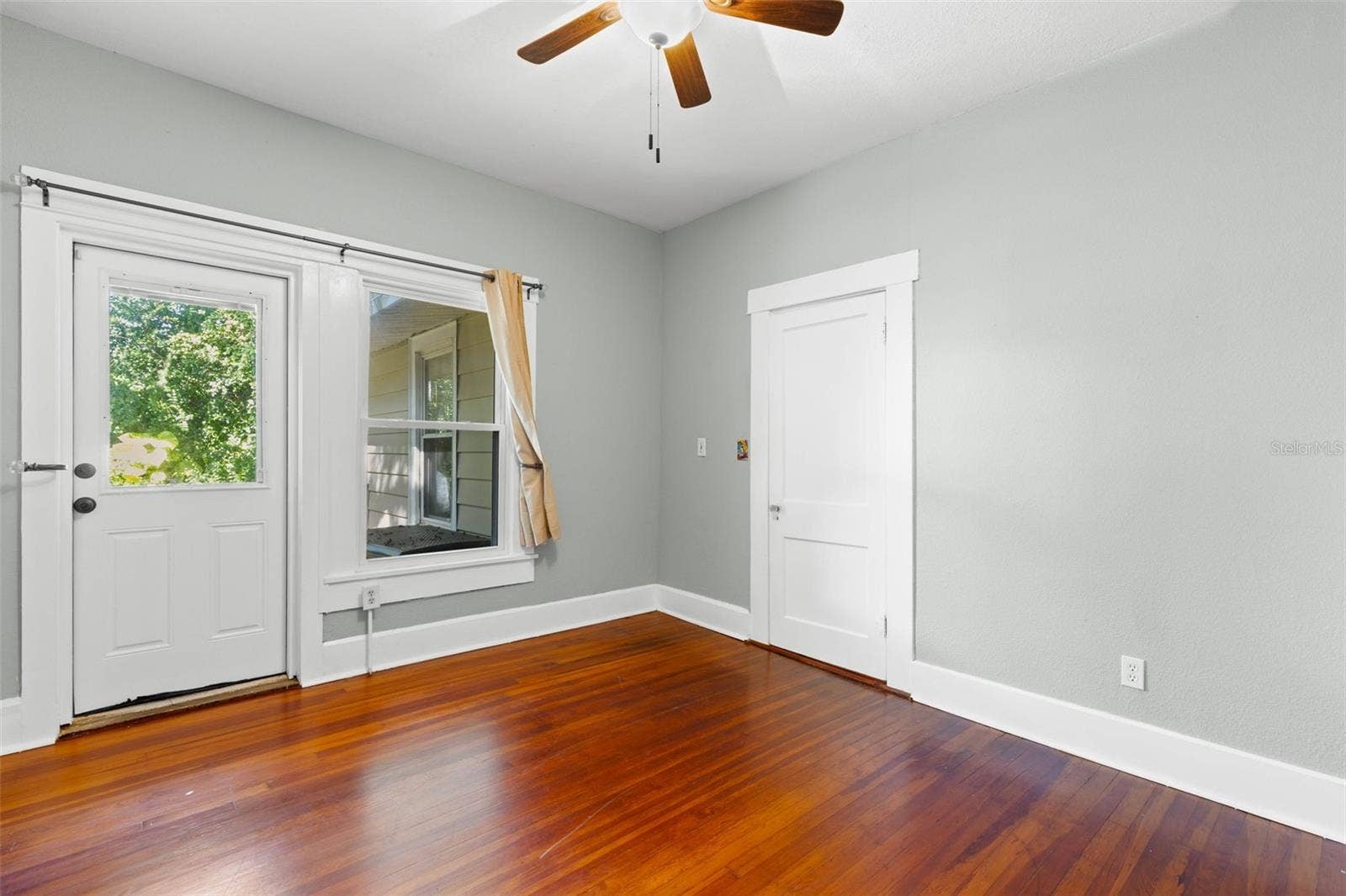 165 11TH AVENUE NE, St Petersburg, FL 33701 165 11TH AVENUE NE, St Petersburg, FL 33701