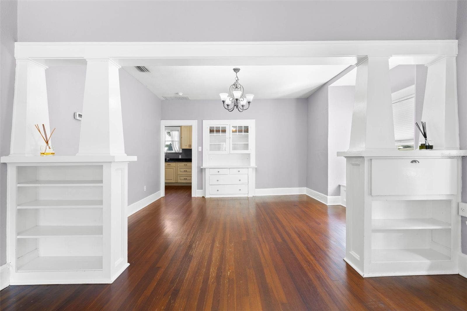 165 11TH AVENUE NE, St Petersburg, FL 33701 165 11TH AVENUE NE, St Petersburg, FL 33701
