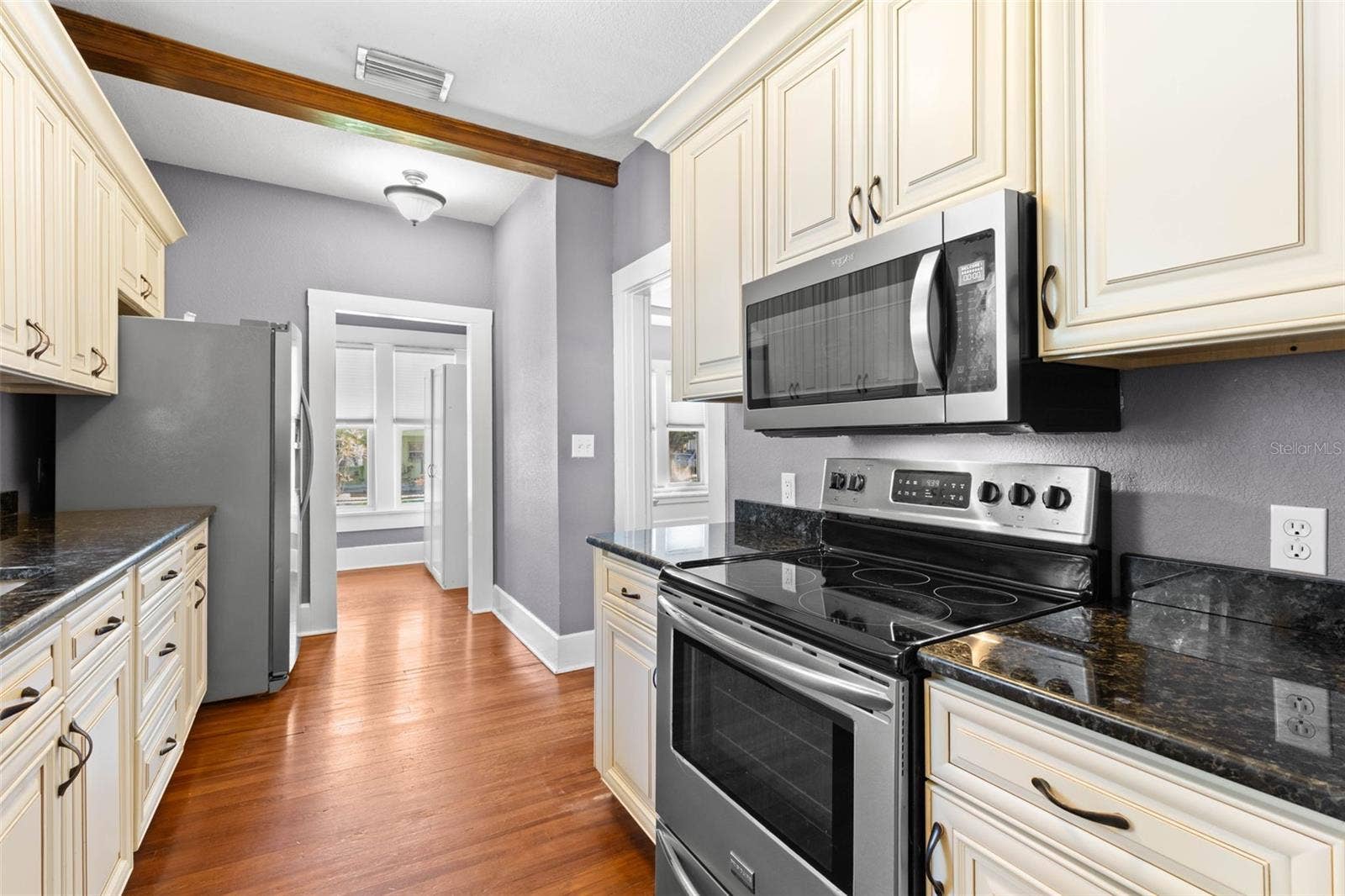 165 11TH AVENUE NE, St Petersburg, FL 33701 165 11TH AVENUE NE, St Petersburg, FL 33701
