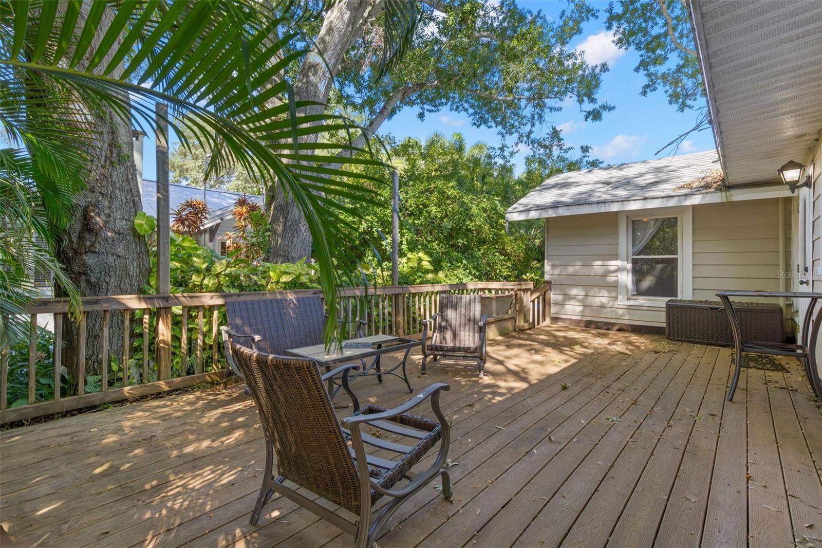 165 11TH AVENUE NE, St Petersburg, FL 33701 165 11TH AVENUE NE, St Petersburg, FL 33701