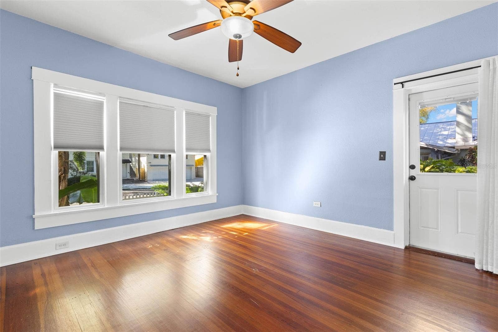 165 11TH AVENUE NE, St Petersburg, FL 33701 165 11TH AVENUE NE, St Petersburg, FL 33701