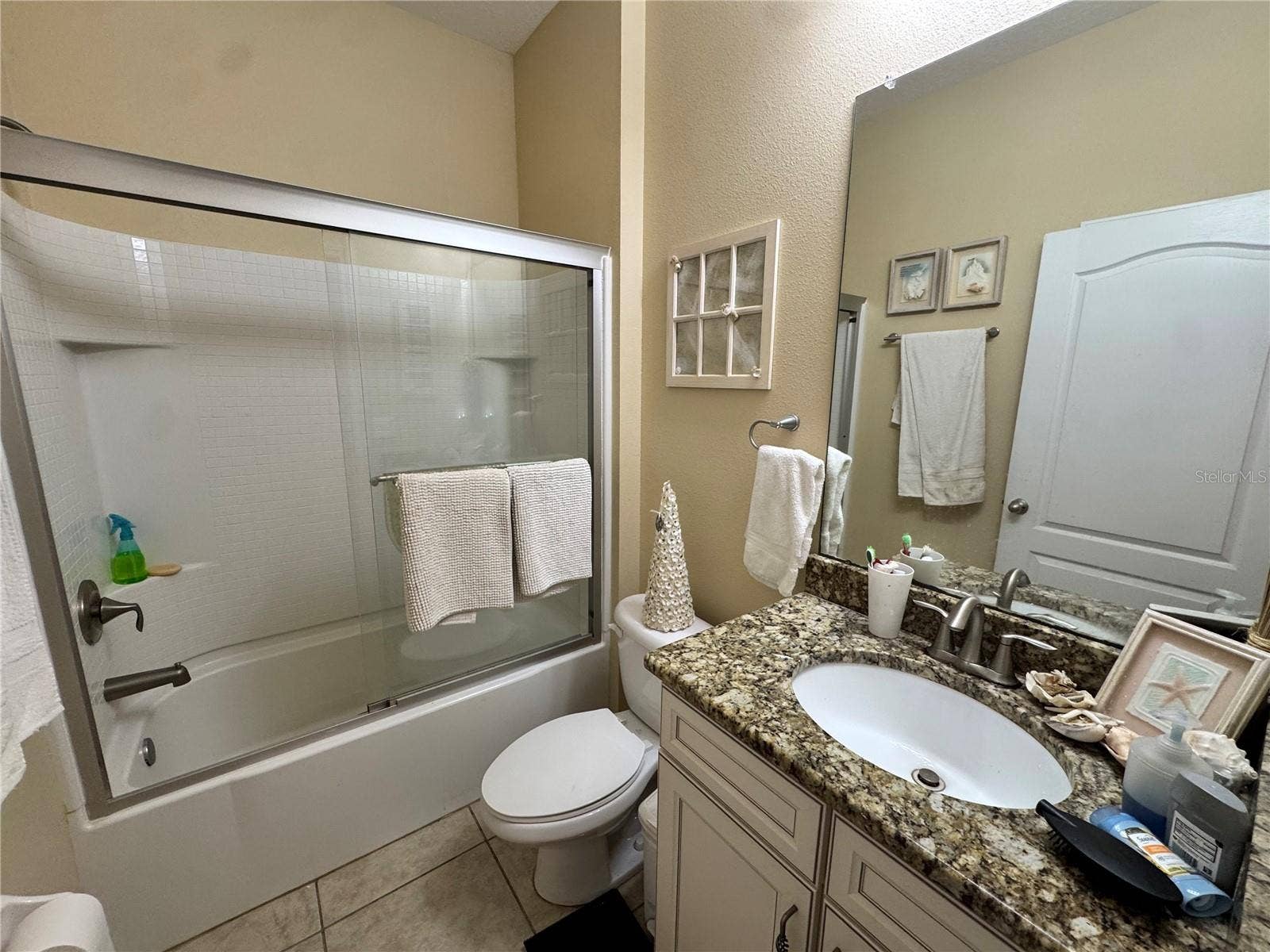 11048 PARADISE POINT WAY, New Port Richey, FL 34654