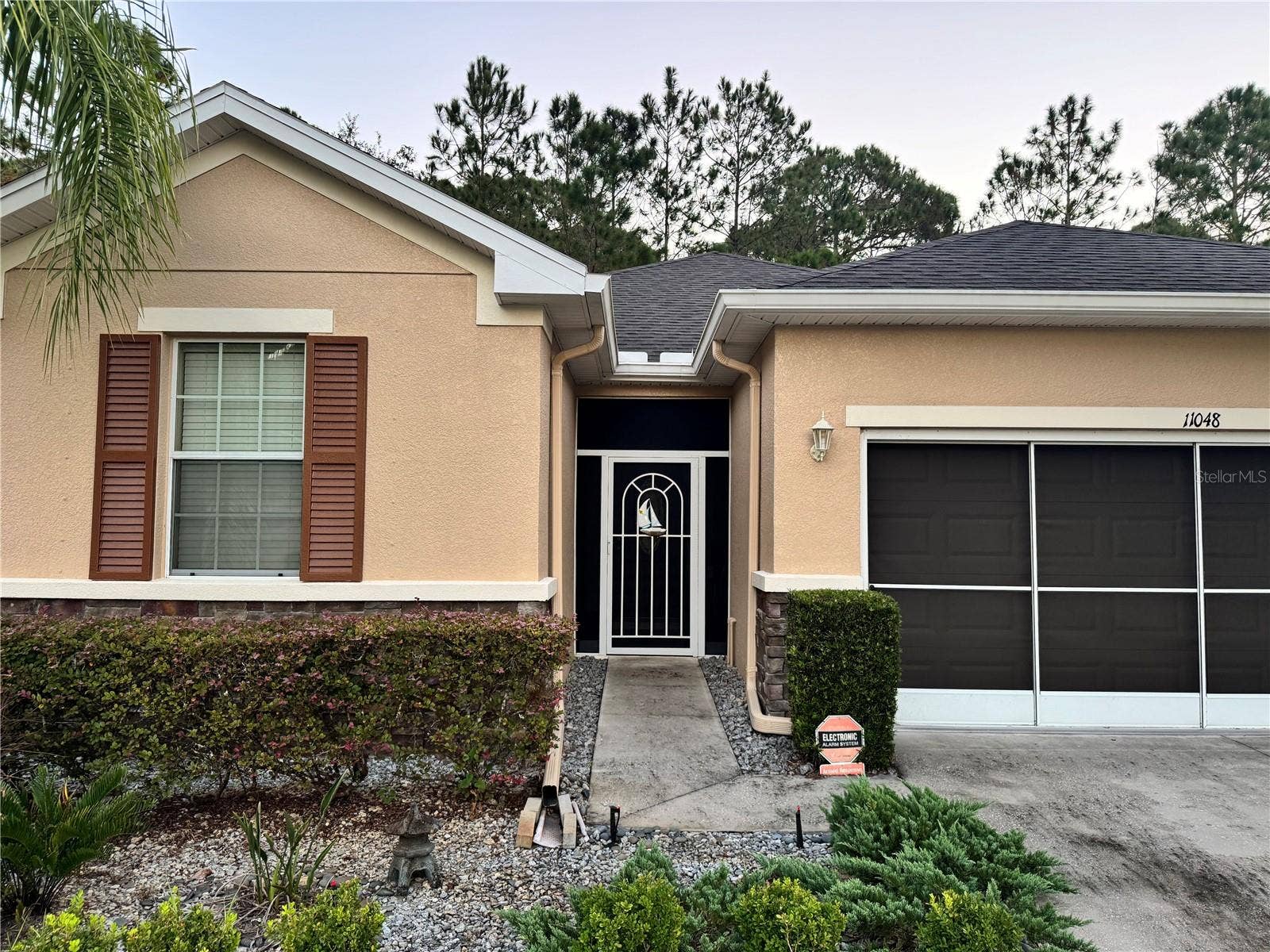 11048 PARADISE POINT WAY, New Port Richey, FL 34654