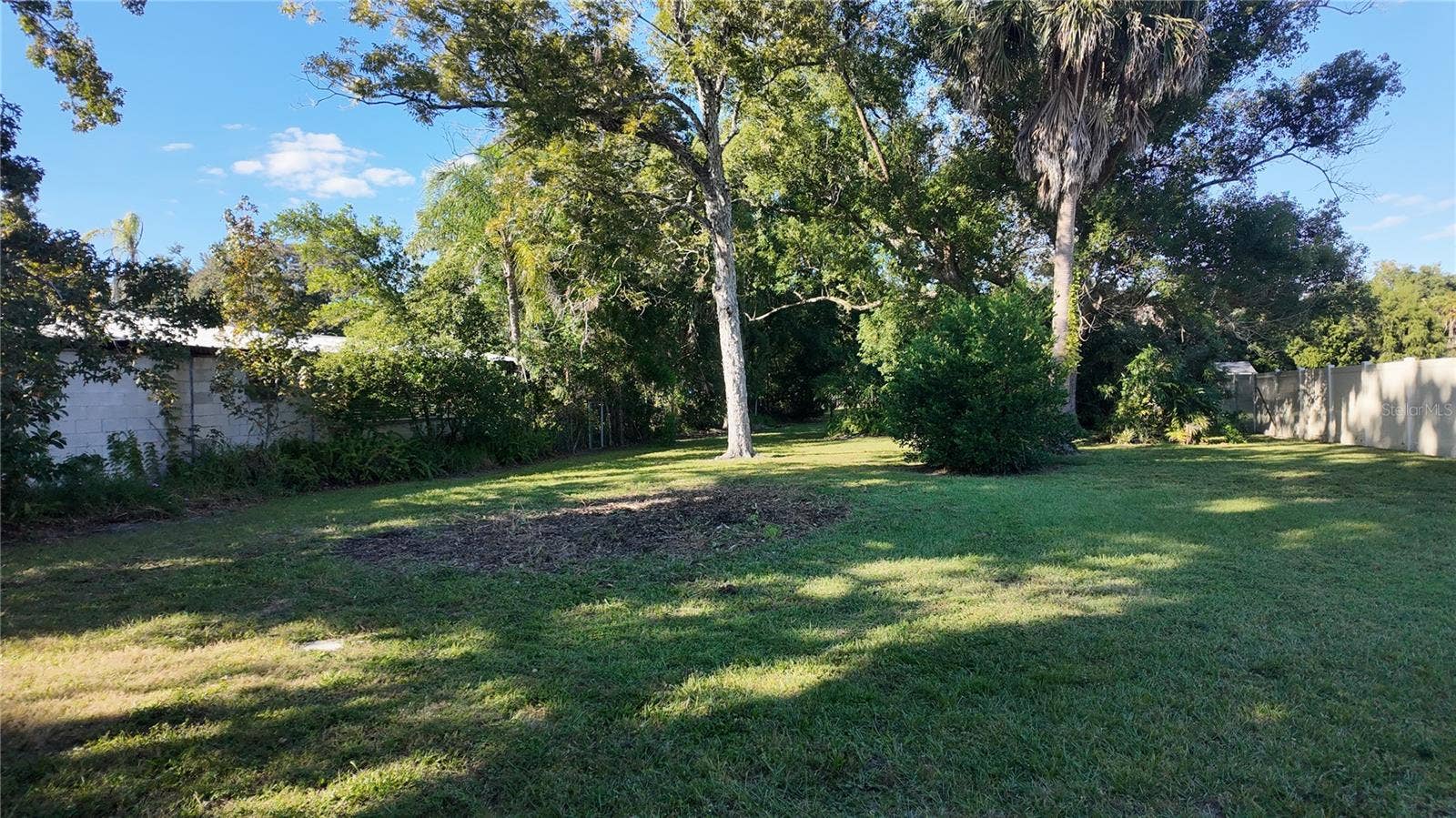 3831 HUDSON LANE, Tampa, FL 33618 3831 HUDSON LANE, Tampa, FL 33618