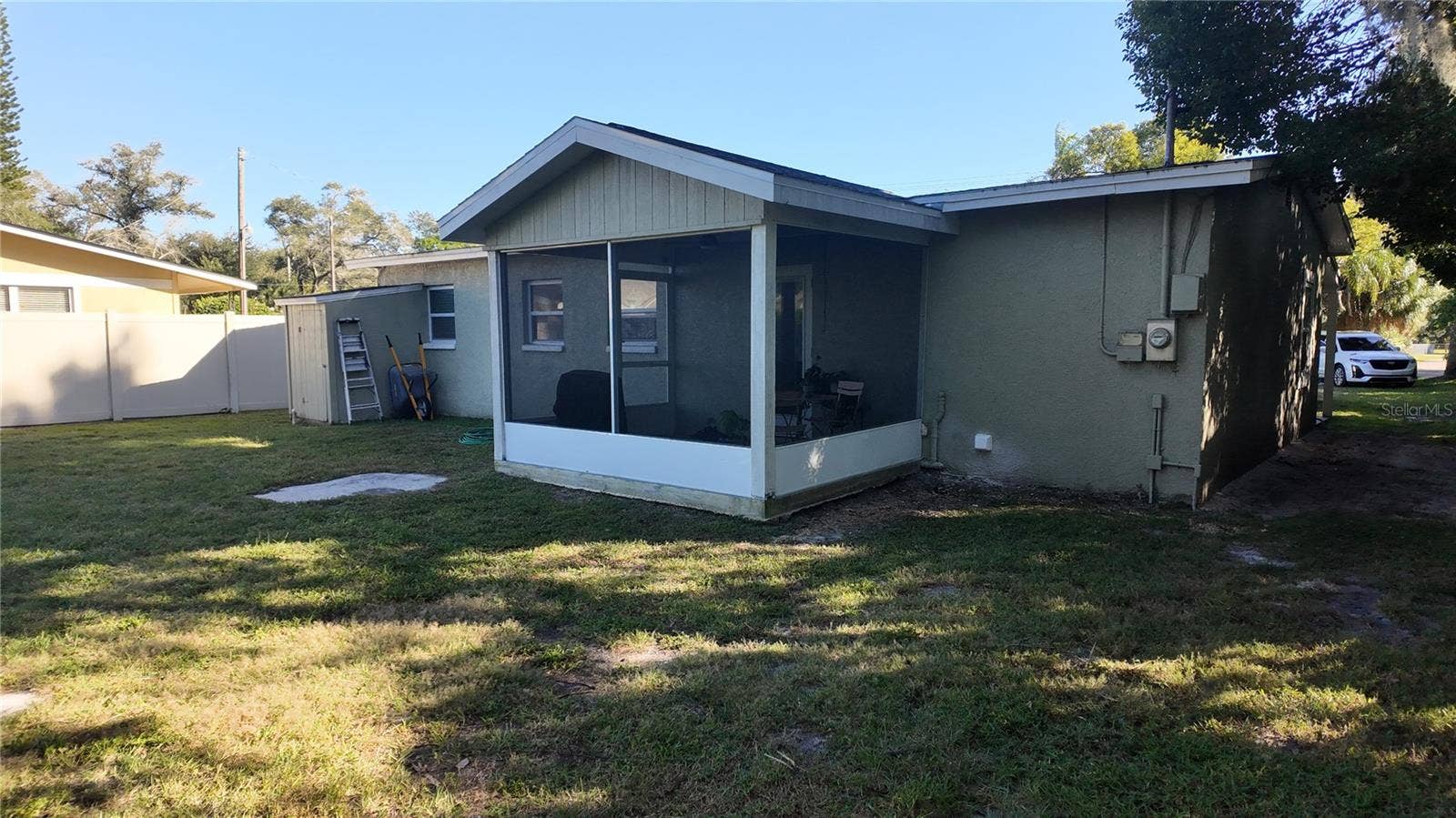 3831 HUDSON LANE, Tampa, FL 33618 3831 HUDSON LANE, Tampa, FL 33618