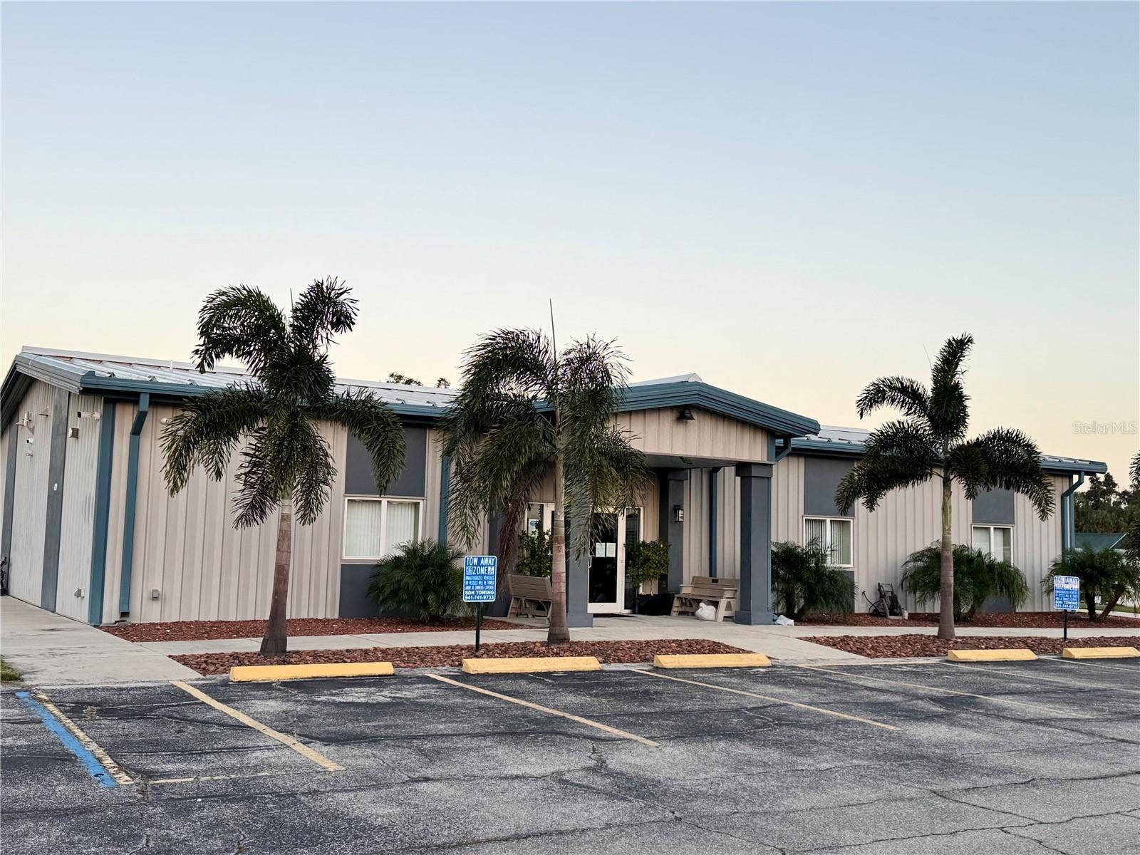 420 49TH STREET E, #33, Palmetto, FL 34221