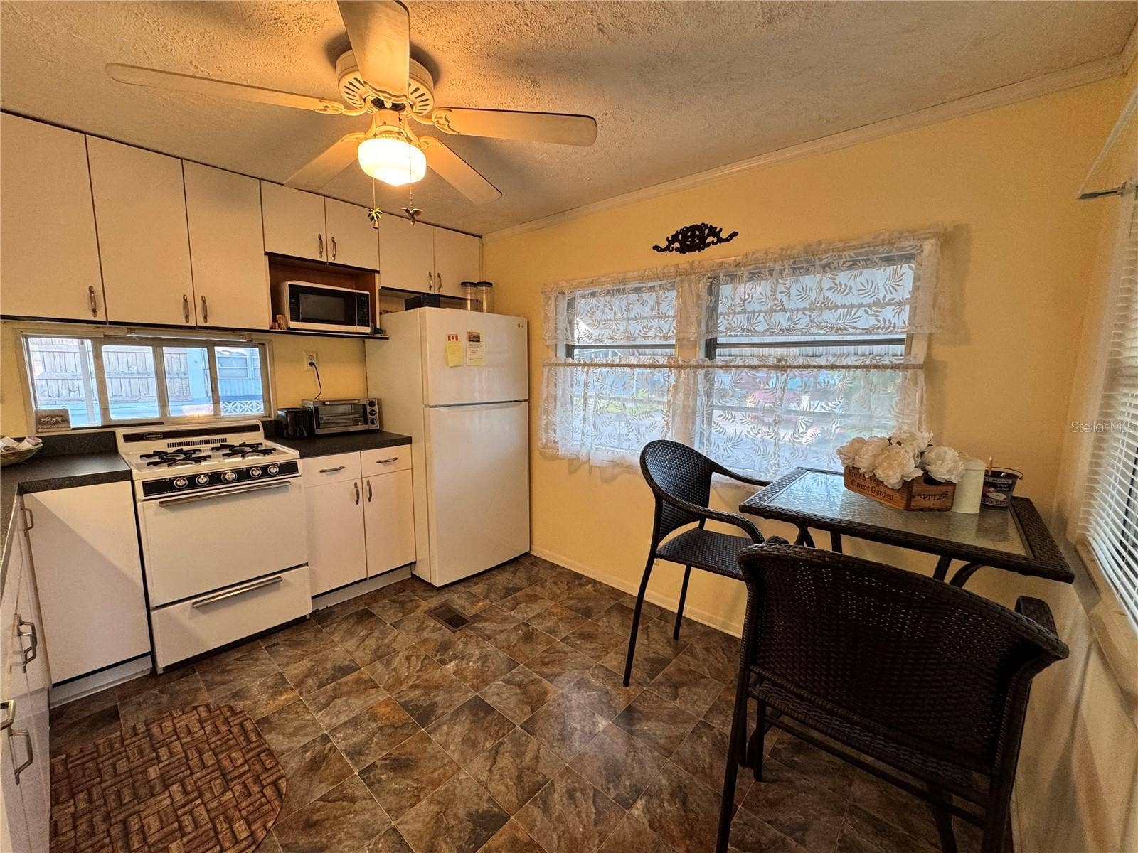 420 49TH STREET E, #33, Palmetto, FL 34221