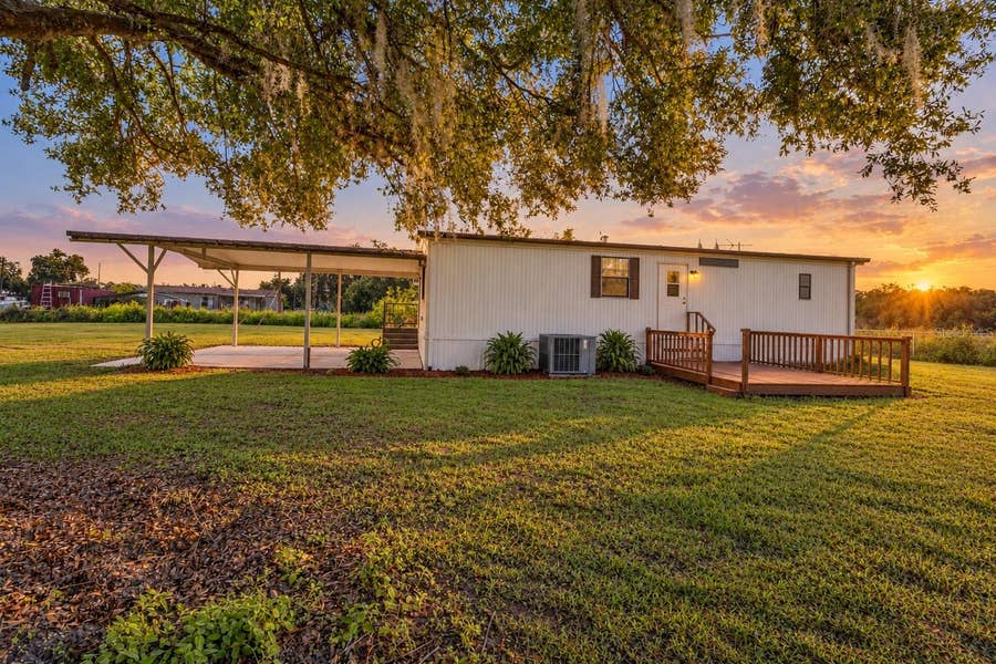 Property photo for 3807 ROOSTER LANE, Plant City, FL