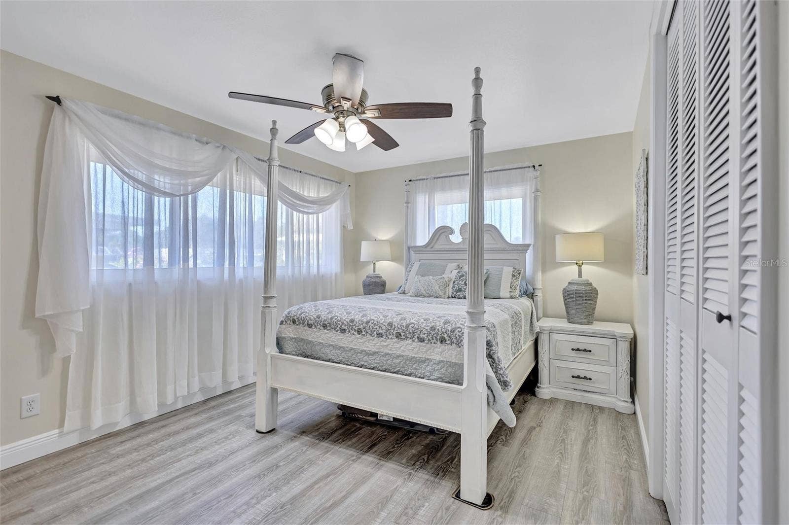 563 LEWIS BOULEVARD SE, St Petersburg, FL 33705 563 LEWIS BOULEVARD SE, St Petersburg, FL 33705
