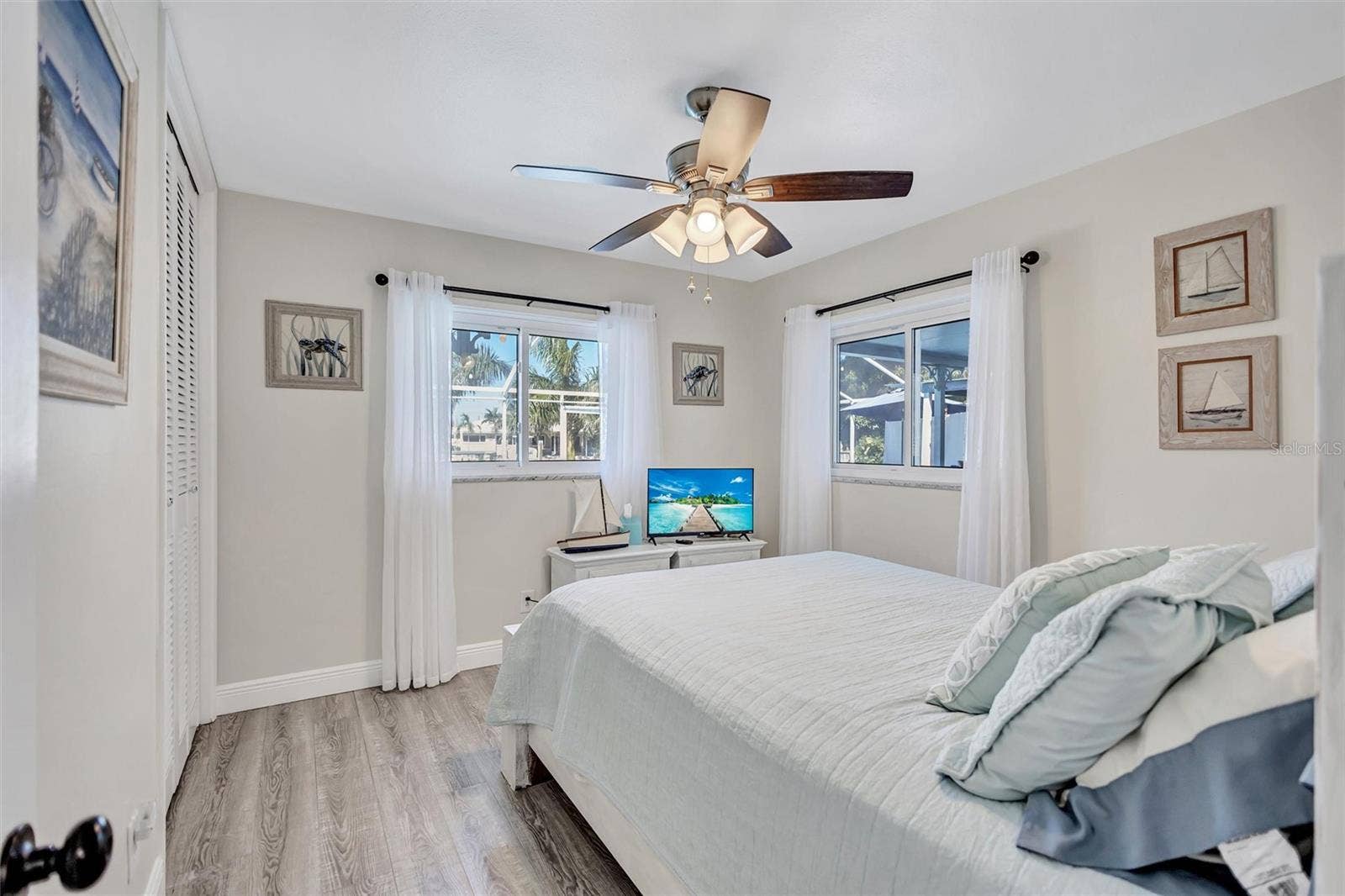 563 LEWIS BOULEVARD SE, St Petersburg, FL 33705 563 LEWIS BOULEVARD SE, St Petersburg, FL 33705