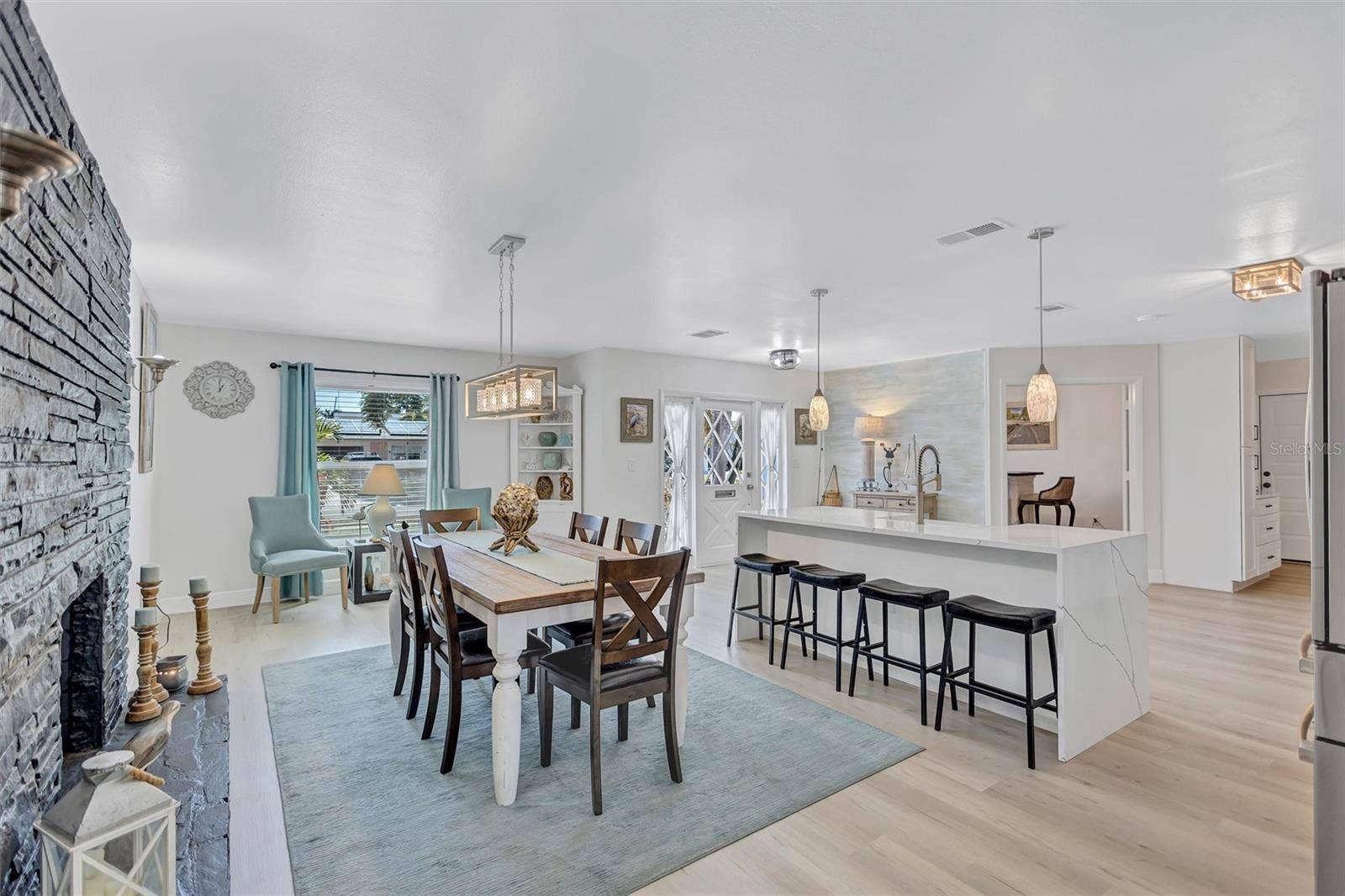 563 LEWIS BOULEVARD SE, St Petersburg, FL 33705 563 LEWIS BOULEVARD SE, St Petersburg, FL 33705