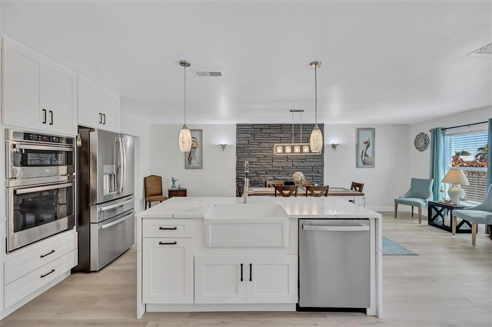 563 LEWIS BOULEVARD SE, St Petersburg, FL 33705 563 LEWIS BOULEVARD SE, St Petersburg, FL 33705