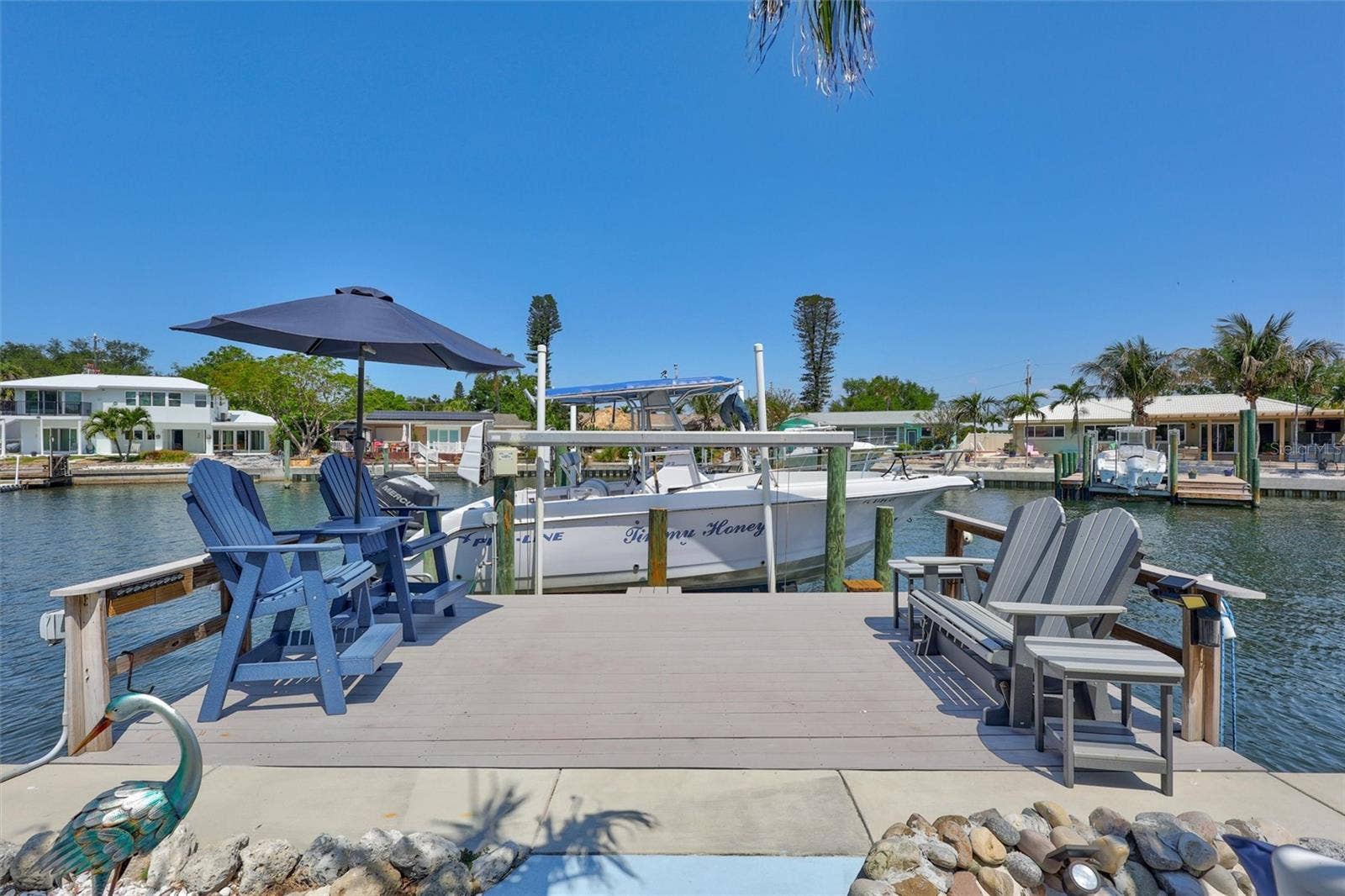 563 LEWIS BOULEVARD SE, St Petersburg, FL 33705 563 LEWIS BOULEVARD SE, St Petersburg, FL 33705