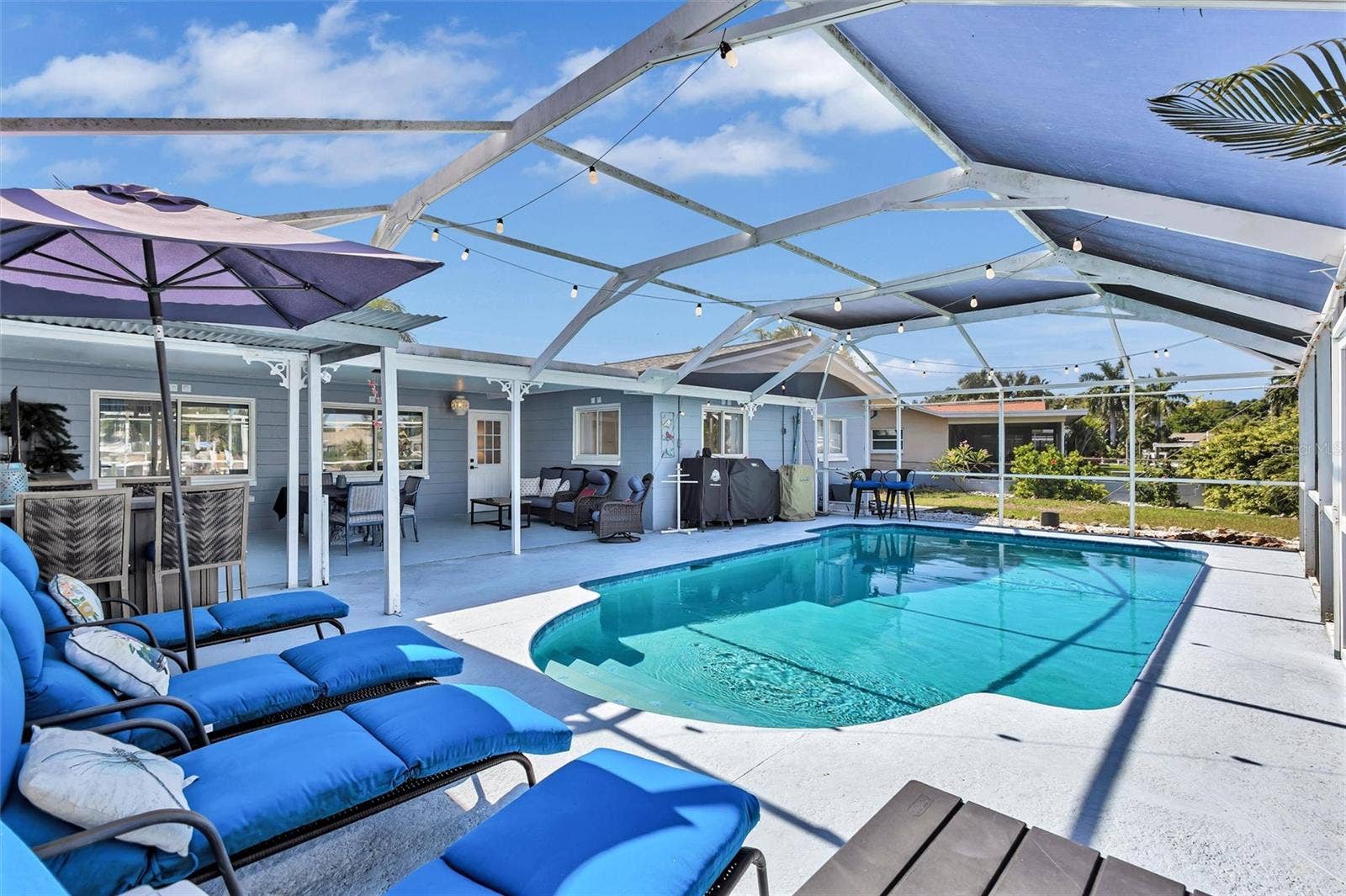 563 LEWIS BOULEVARD SE, St Petersburg, FL 33705 563 LEWIS BOULEVARD SE, St Petersburg, FL 33705