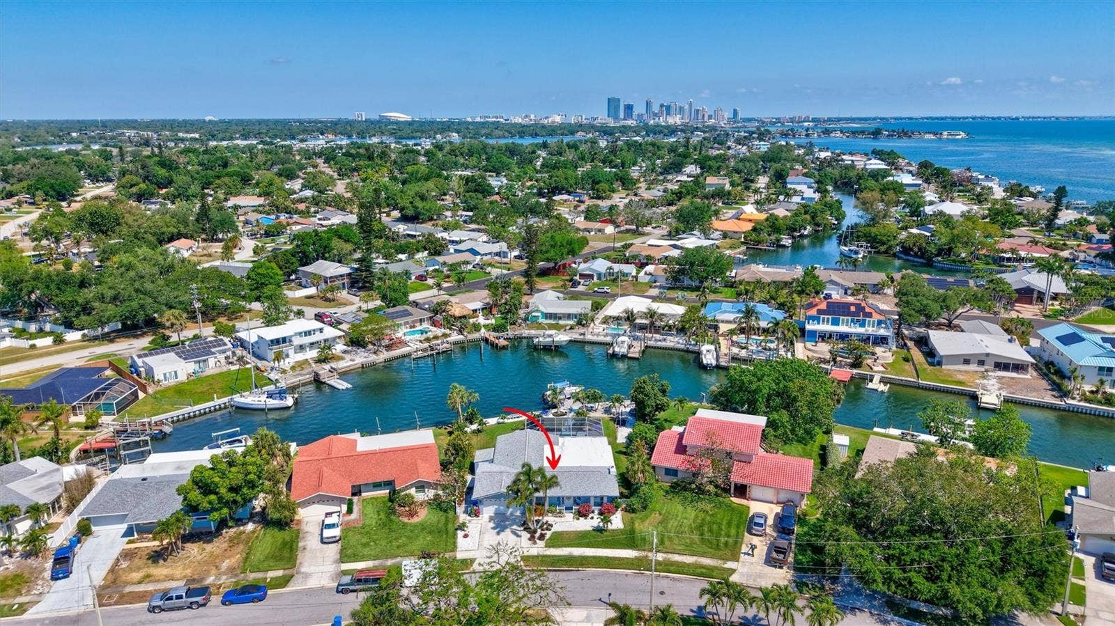 563 LEWIS BOULEVARD SE, St Petersburg, FL 33705 563 LEWIS BOULEVARD SE, St Petersburg, FL 33705