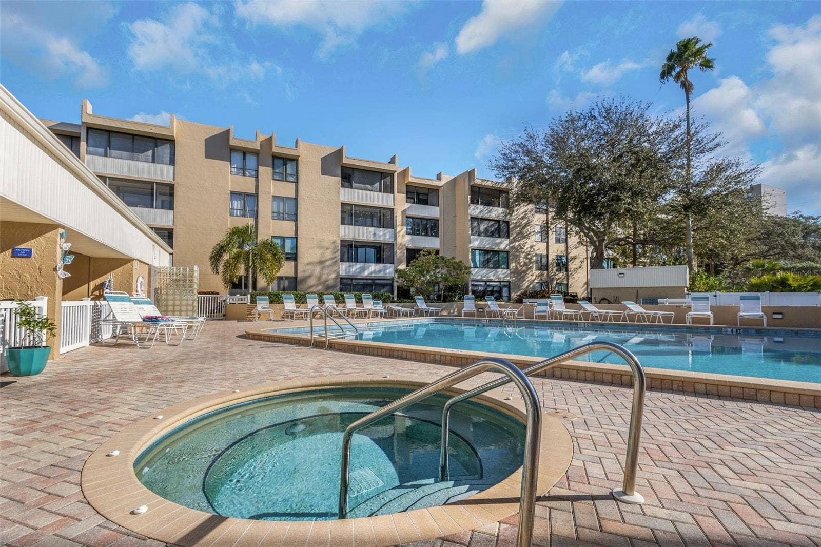 2614 COVE CAY DRIVE, #301, Clearwater, FL 33760 2614 COVE CAY DRIVE, #301, Clearwater, FL 33760