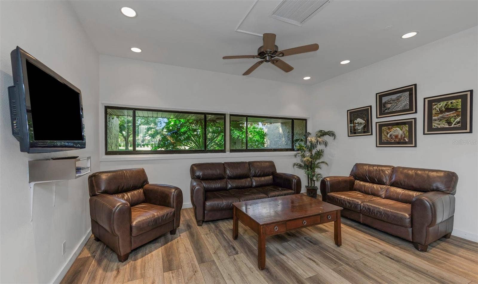 2614 COVE CAY DRIVE, #301, Clearwater, FL 33760 2614 COVE CAY DRIVE, #301, Clearwater, FL 33760