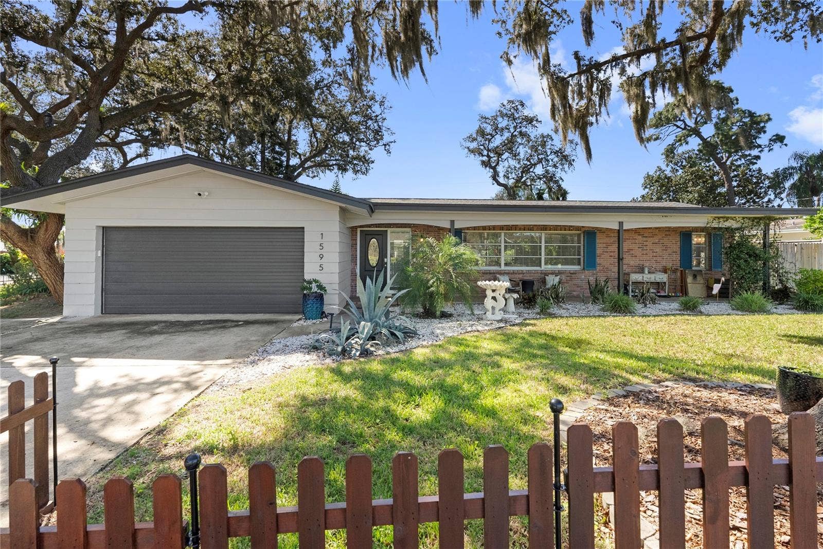 1595 PEACEFUL LANE N, Largo, FL 33756 1595 PEACEFUL LANE N, Largo, FL 33756