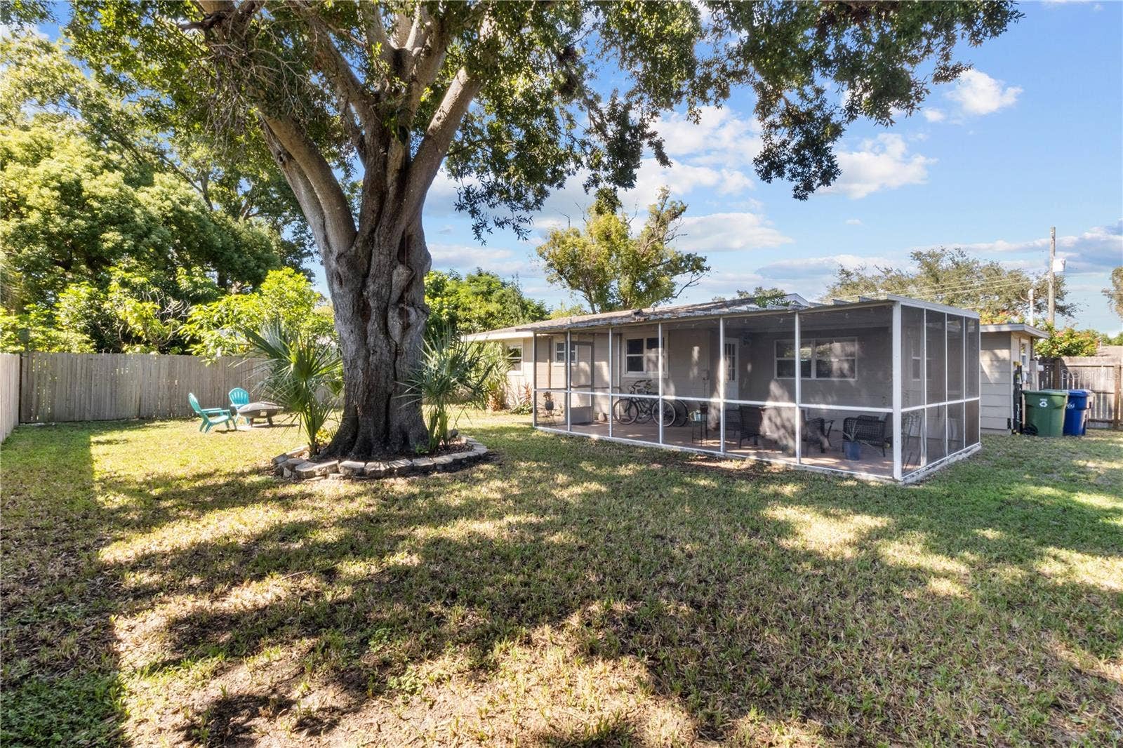 4704 W BAY AVENUE, Tampa, FL 33616