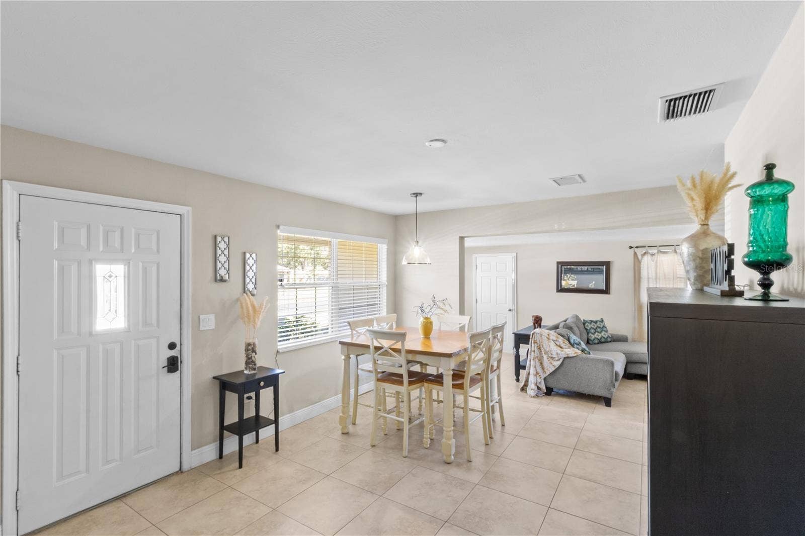 4704 W BAY AVENUE, Tampa, FL 33616