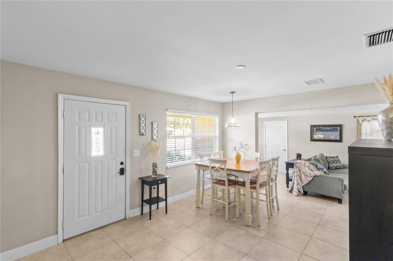 4704 W BAY AVENUE, Tampa, FL 33616