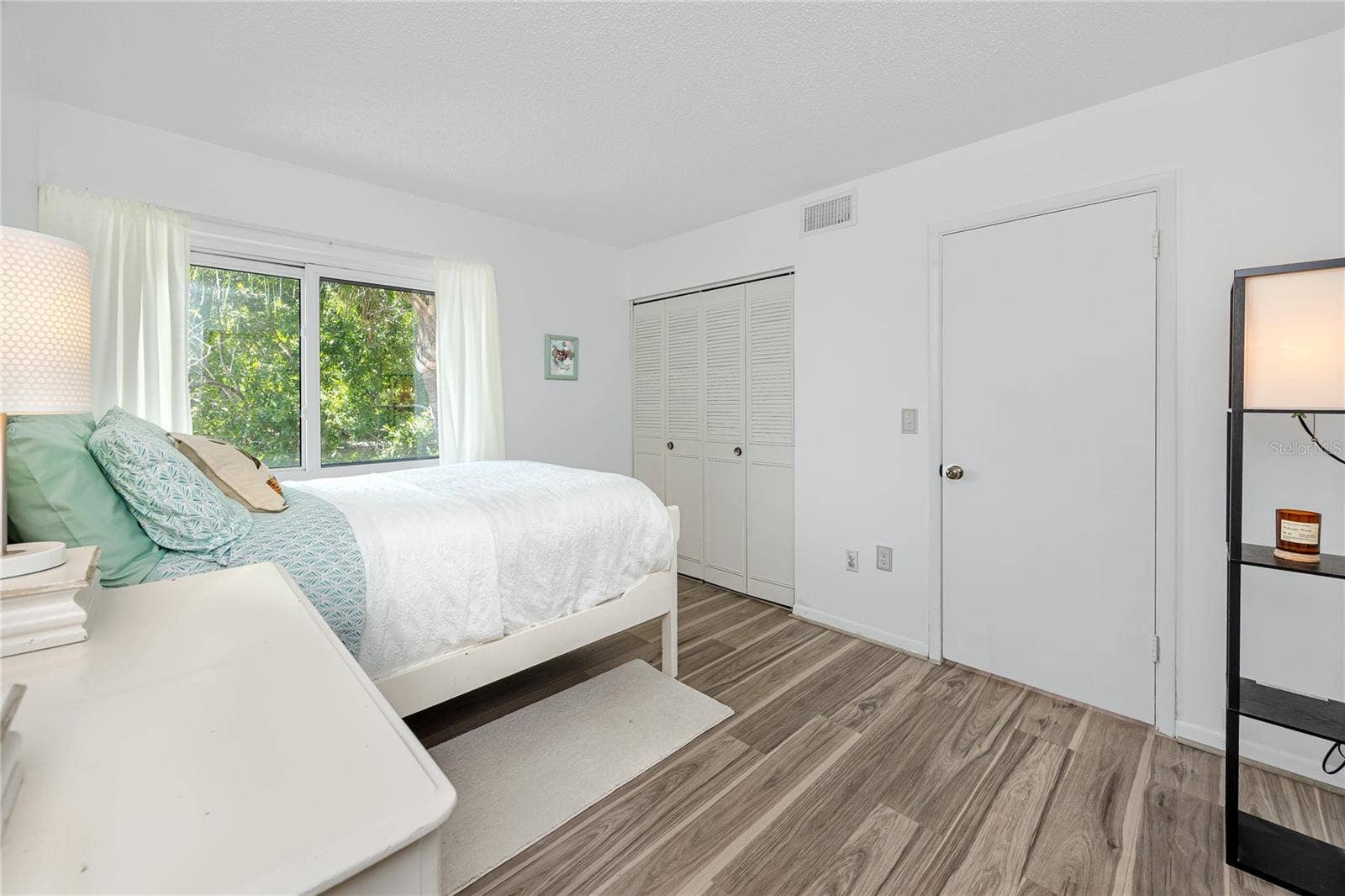 2207 BELLEAIR ROAD, #B30, Clearwater, FL 33764 2207 BELLEAIR ROAD, #B30, Clearwater, FL 33764