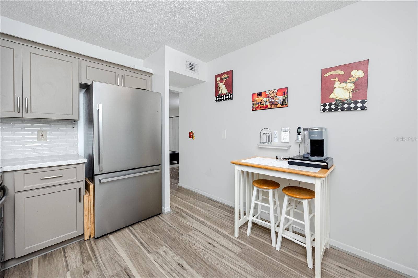 2207 BELLEAIR ROAD, #B30, Clearwater, FL 33764 2207 BELLEAIR ROAD, #B30, Clearwater, FL 33764