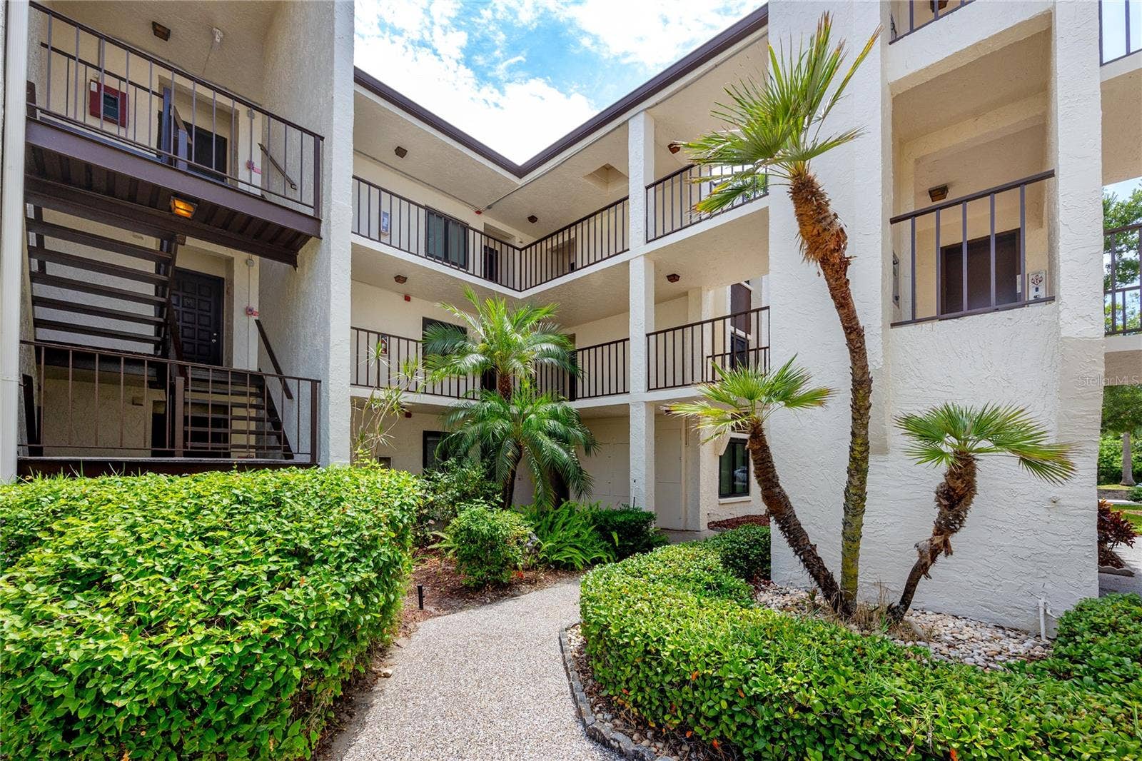 2207 BELLEAIR ROAD, #B30, Clearwater, FL 33764 2207 BELLEAIR ROAD, #B30, Clearwater, FL 33764