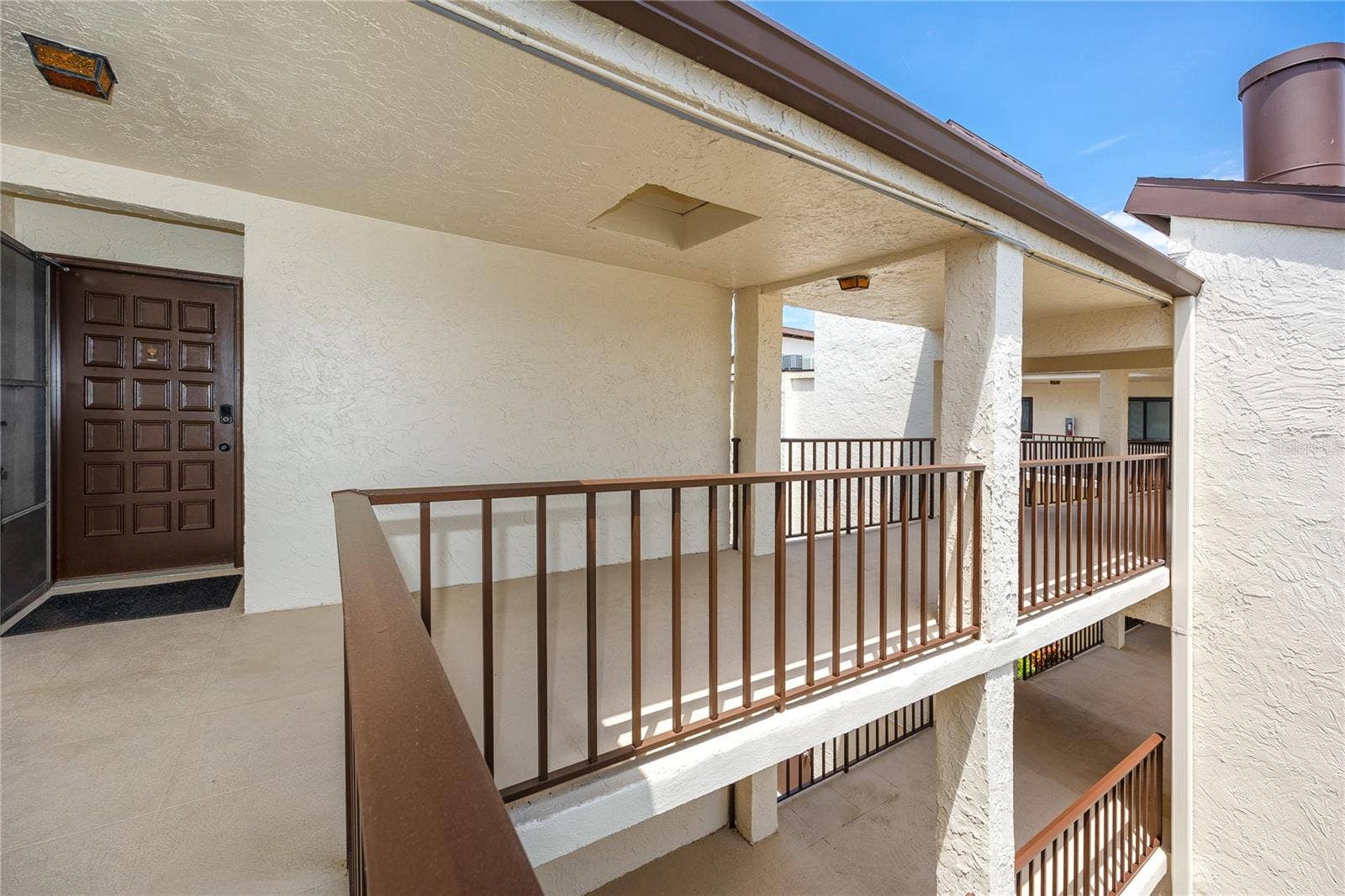 2207 BELLEAIR ROAD, #B30, Clearwater, FL 33764 2207 BELLEAIR ROAD, #B30, Clearwater, FL 33764
