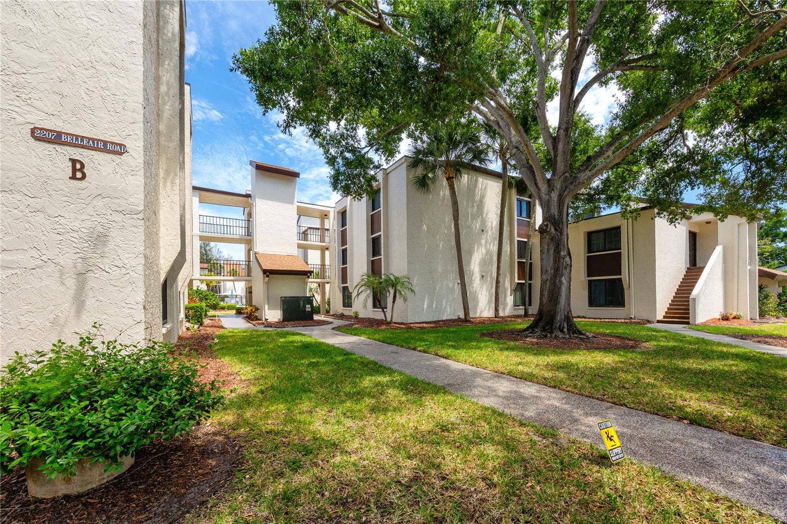 2207 BELLEAIR ROAD, #B30, Clearwater, FL 33764 2207 BELLEAIR ROAD, #B30, Clearwater, FL 33764