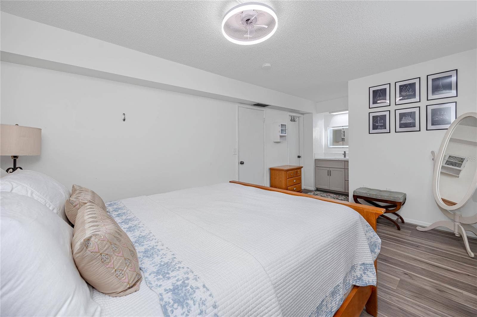 2207 BELLEAIR ROAD, #B30, Clearwater, FL 33764 2207 BELLEAIR ROAD, #B30, Clearwater, FL 33764