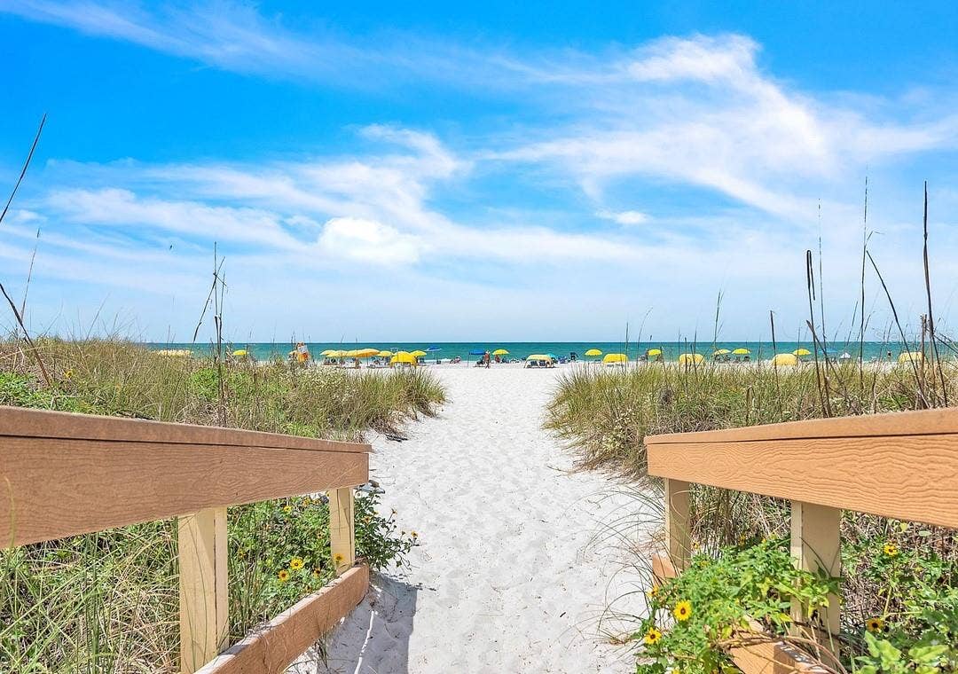 12000 GULF BOULEVARD, #403S, Treasure Island, FL 33706 12000 GULF BOULEVARD, #403S, Treasure Island, FL 33706