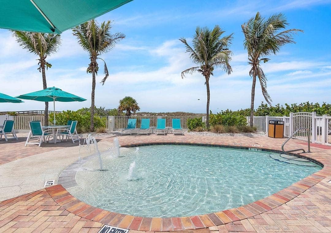 12000 GULF BOULEVARD, #403S, Treasure Island, FL 33706 12000 GULF BOULEVARD, #403S, Treasure Island, FL 33706