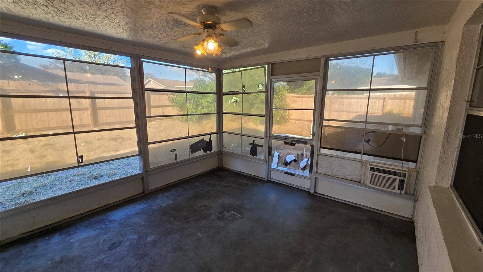 6123 MOOG RD, New Port Richey, FL 34652 6123 MOOG RD, New Port Richey, FL 34652