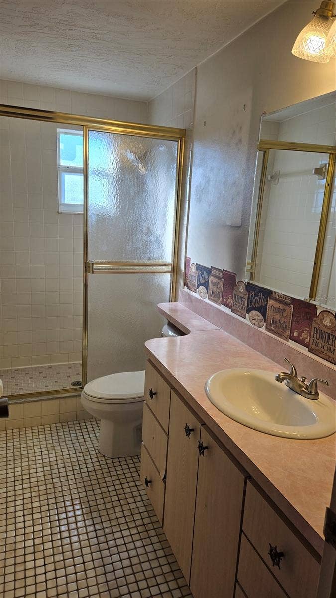 6123 MOOG RD, New Port Richey, FL 34652 6123 MOOG RD, New Port Richey, FL 34652
