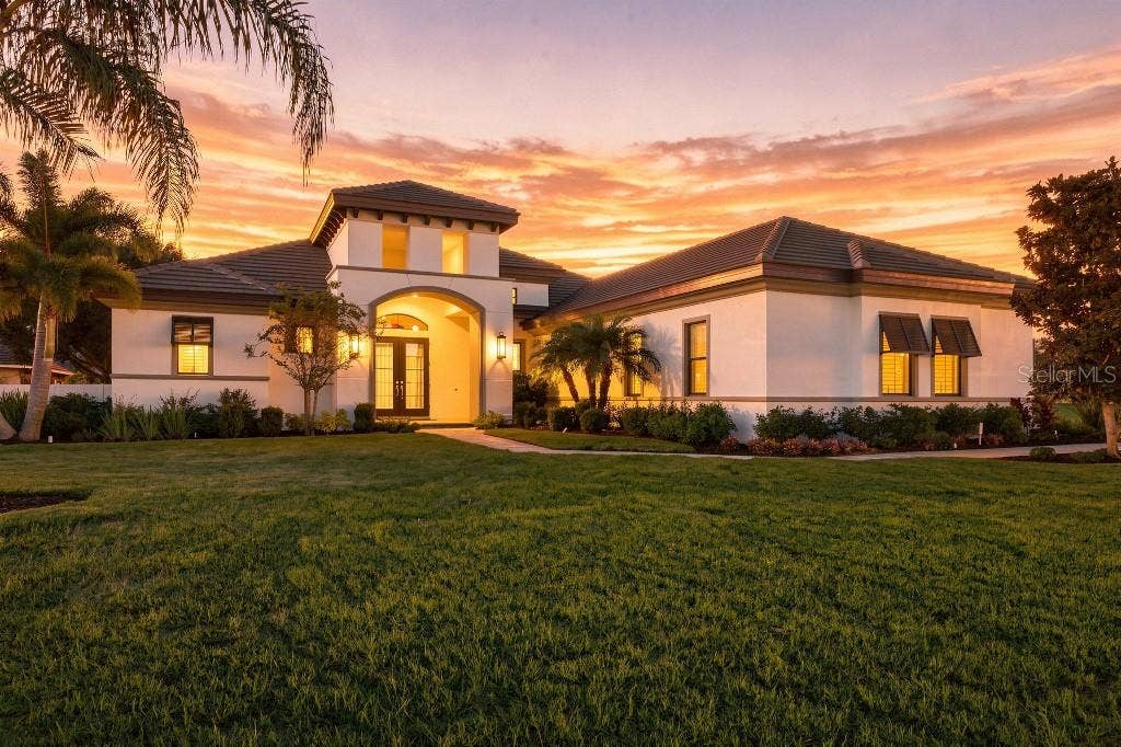 4462 EMERALD PALMS LANE, Winter Haven, FL 33884 4462 EMERALD PALMS LANE, Winter Haven, FL 33884