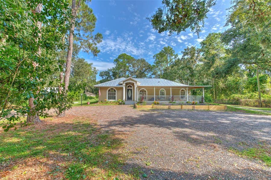 Property photo for 118 E HUNTER ROAD, Plant City, FL