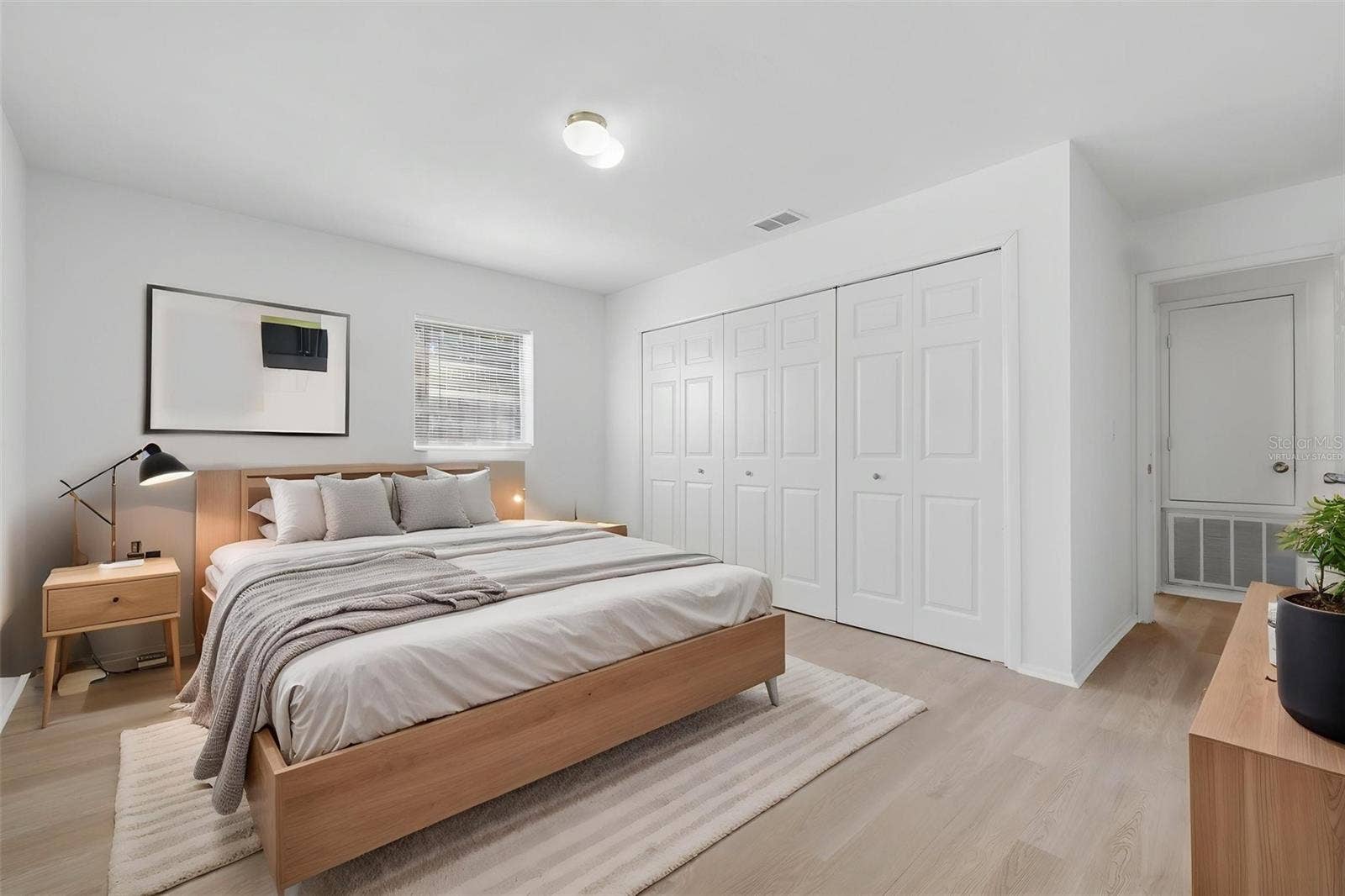 3010 EMERSON AVENUE S, St Petersburg, FL 33712 Virtually staged
