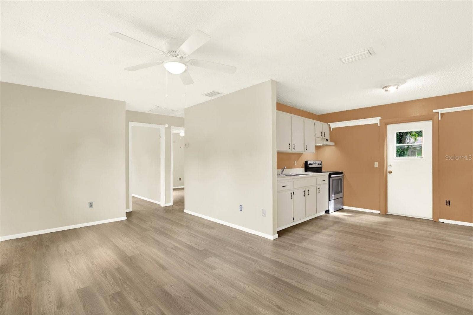 1602 E ANNONA AVENUE, Tampa, FL 33612 1602 E ANNONA AVENUE, Tampa, FL 33612