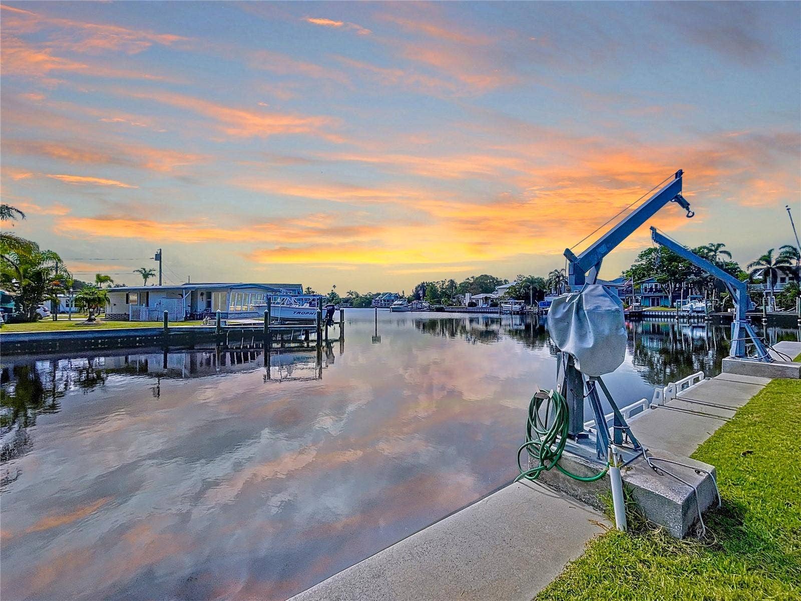18 YAWL, Palm Harbor, FL 34683 18 YAWL, Palm Harbor, FL 34683