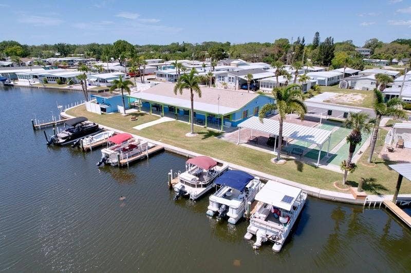 18 YAWL, Palm Harbor, FL 34683 18 YAWL, Palm Harbor, FL 34683