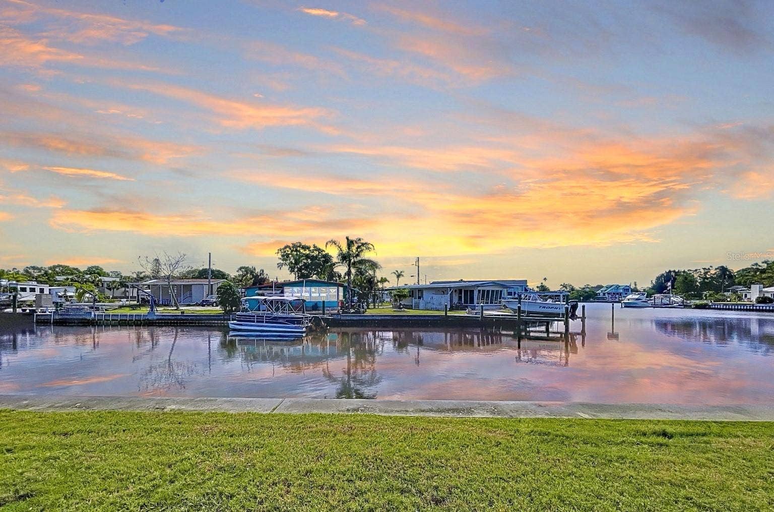18 YAWL, Palm Harbor, FL 34683 18 YAWL, Palm Harbor, FL 34683