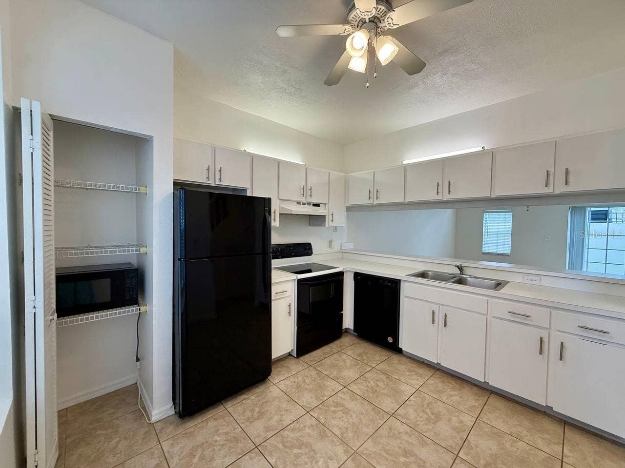 2802 W CLEVELAND STREET, #L, Tampa, FL 33609 2802 W CLEVELAND STREET, #L, Tampa, FL 33609