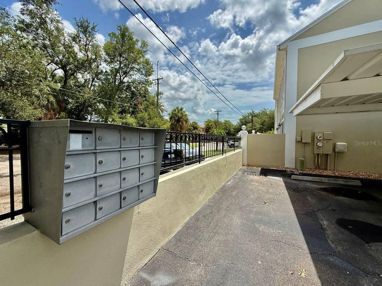 2802 W CLEVELAND STREET, #L, Tampa, FL 33609 2802 W CLEVELAND STREET, #L, Tampa, FL 33609
