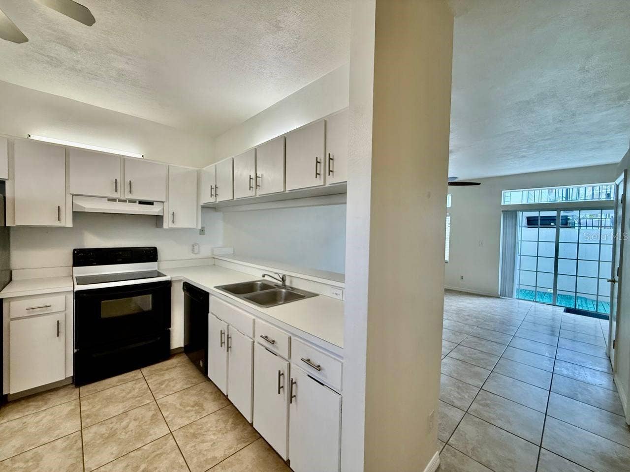 2802 W CLEVELAND STREET, #L, Tampa, FL 33609 2802 W CLEVELAND STREET, #L, Tampa, FL 33609