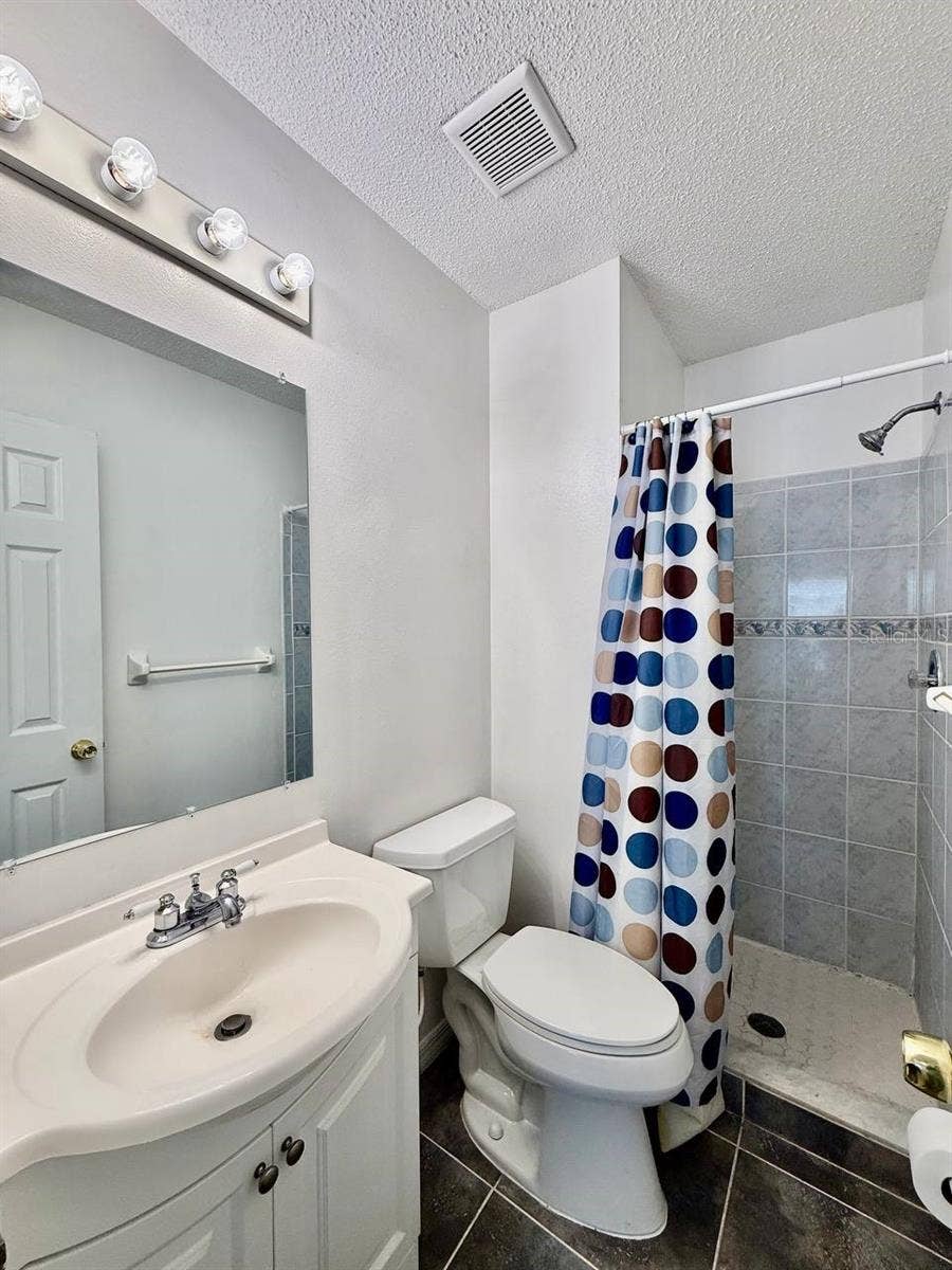 2802 W CLEVELAND STREET, #L, Tampa, FL 33609 2802 W CLEVELAND STREET, #L, Tampa, FL 33609