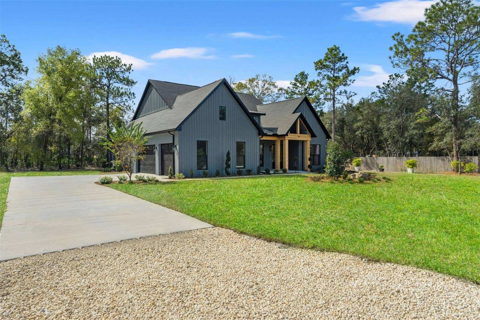 10077 LORETTO ST, Spring Hill, FL 34608 10077 LORETTO ST, Spring Hill, FL 34608