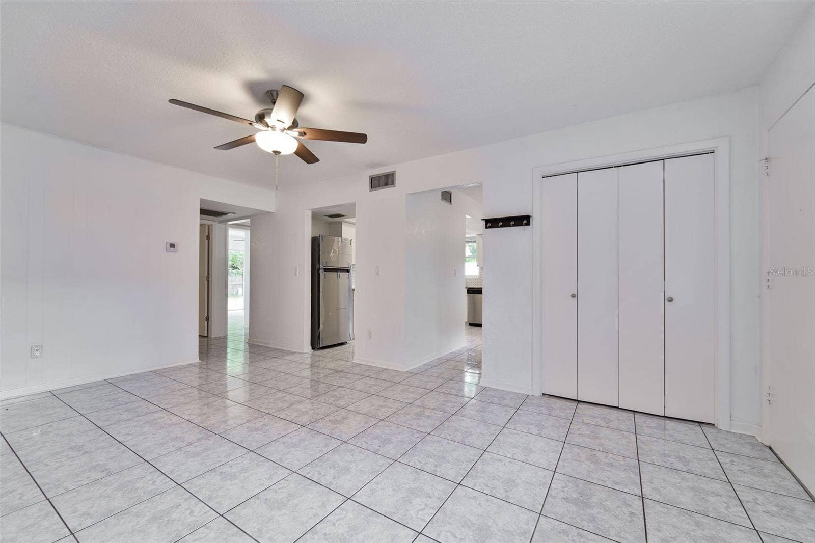3517 SHERWOOD DRIVE, Largo, FL 33771 3517 SHERWOOD DRIVE, Largo, FL 33771