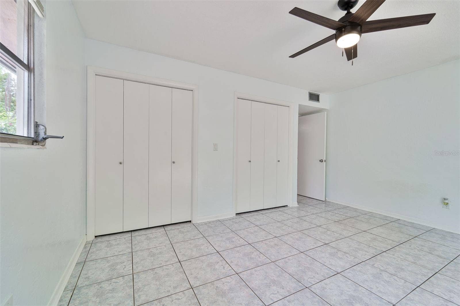 3517 SHERWOOD DRIVE, Largo, FL 33771 3517 SHERWOOD DRIVE, Largo, FL 33771