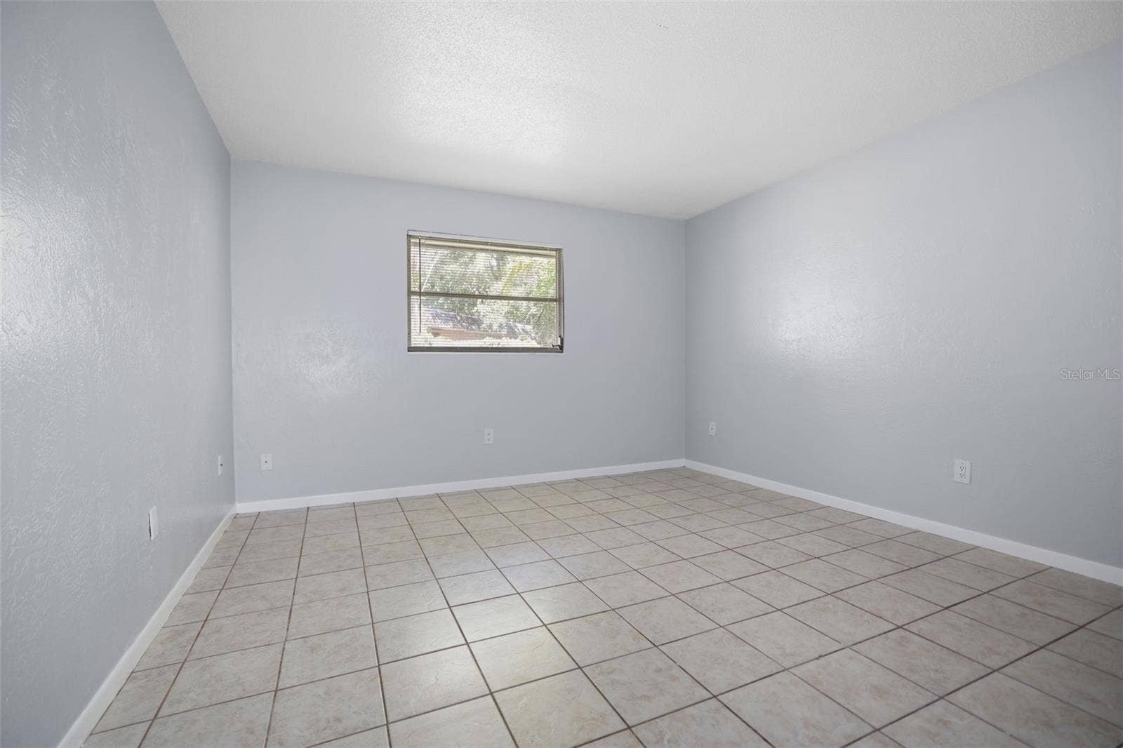 3517 SHERWOOD DRIVE, Largo, FL 33771 3517 SHERWOOD DRIVE, Largo, FL 33771